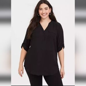 Torrid Black Harper Georgette Pullover 3/4 Sleeve Tunic Blouse, Plus Size 2
